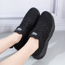 画像をギャラリービューアに読み込む, 【ランニングシューズ】抜群のフィット感と快適な履き心地　超軽量メッシュ素材